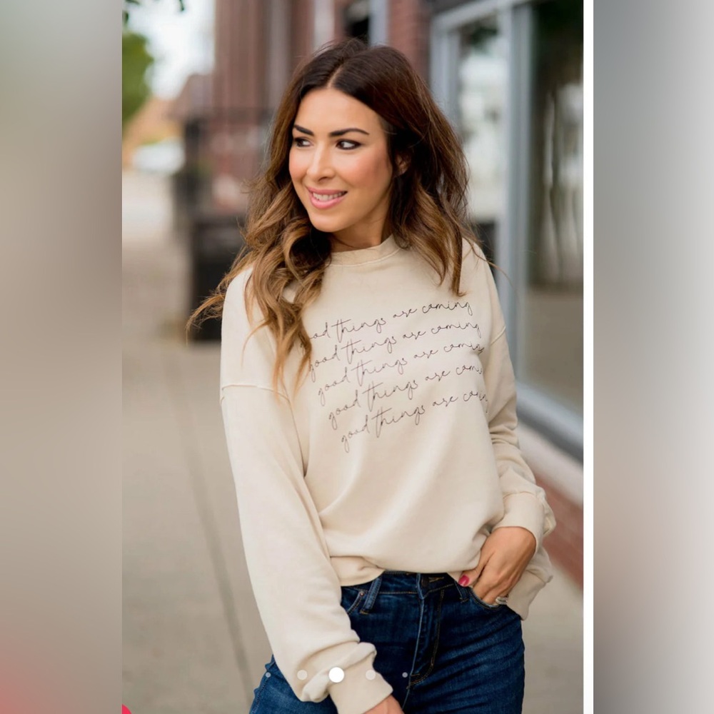 ‘Good things are Coming’ Oversized Graphic Print Sweatshirt